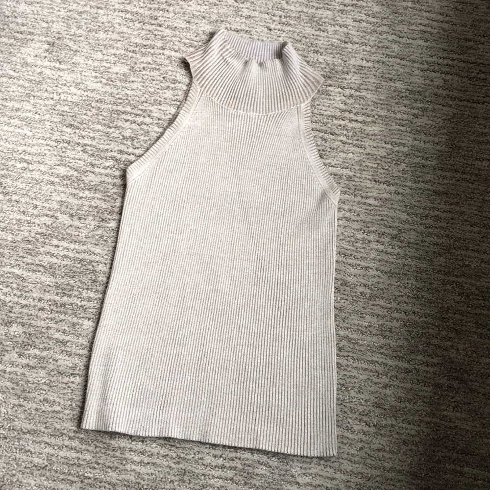 ribbed collar neck top